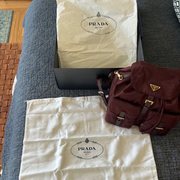 Prada Re-Edition 1978 small Re-Nylon backpack NEW in box! - Picture 6 of 12